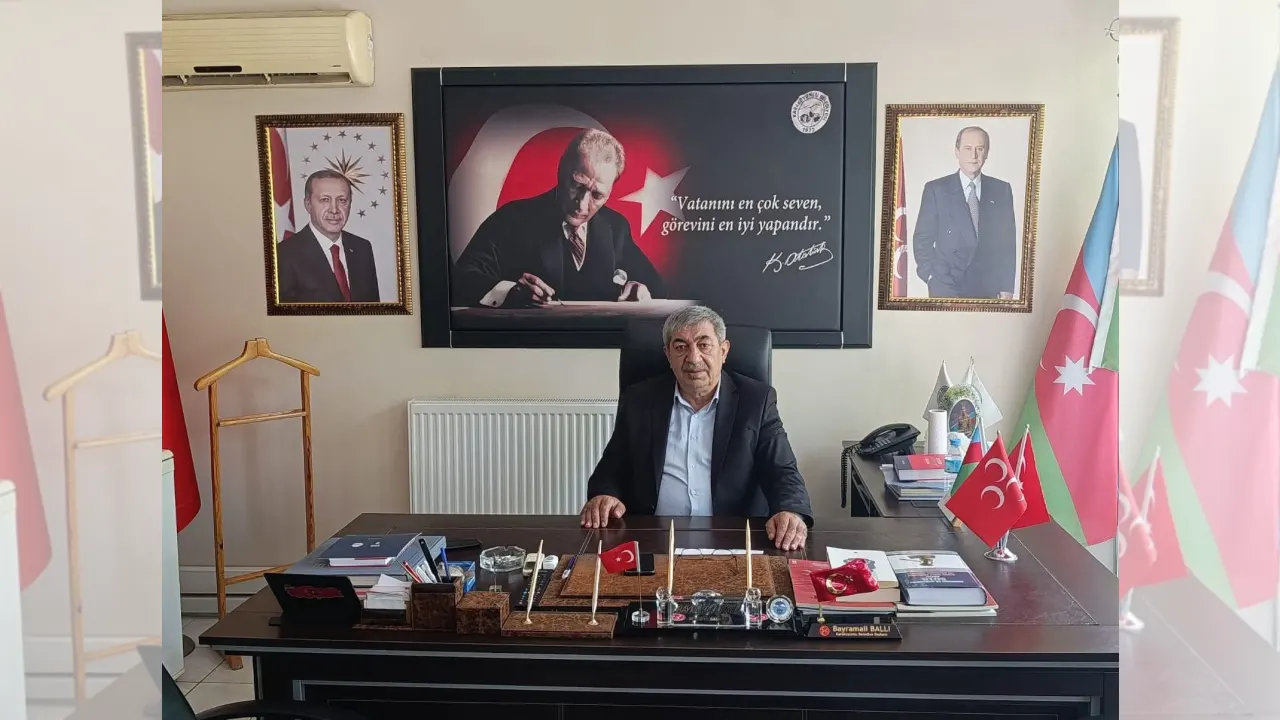 Karakoyunlu Belediye Başkanı Bayramali Ballı’dan Personele Bayram Hediyesi