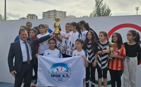 Kayseri Büyükşehir Belediyesi Spor A.Ş. Atletizmde Göz Doldurdu: 10 Sporcu Türkiye Şampiyonası'nda!