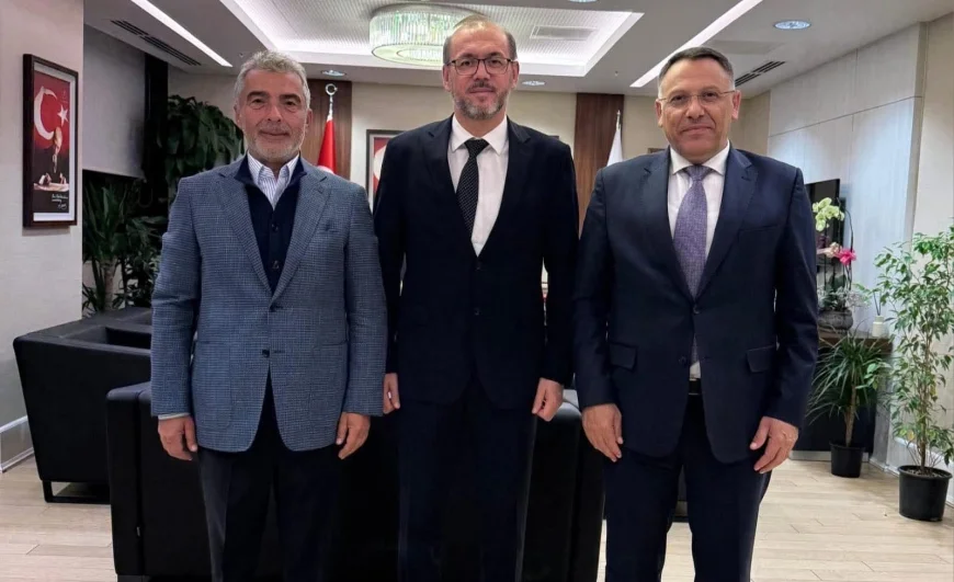 Rektör Gürel ve Iğdır Milletvekili Alagöz’den Sağlık Bakan Yardımcısı Okumuş’a Ziyaret