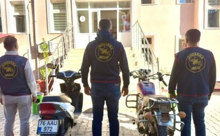 HIRSIZLAR GAZI FAZLA AÇTI, JANDARMA FRENI BASTI: ÇALDILAR, TAKİP EDİLDİ, SON DURAK CEZAEVİ