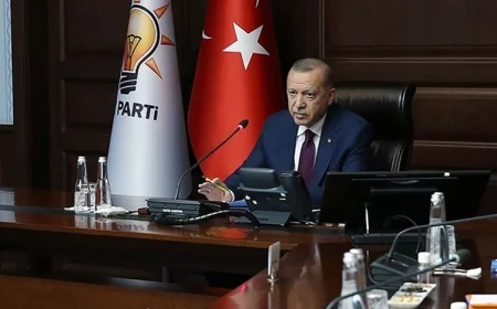 Cumhurbaşkanı Erdoğan imzaladı: AK Parti'de 5 il başkanı değişti