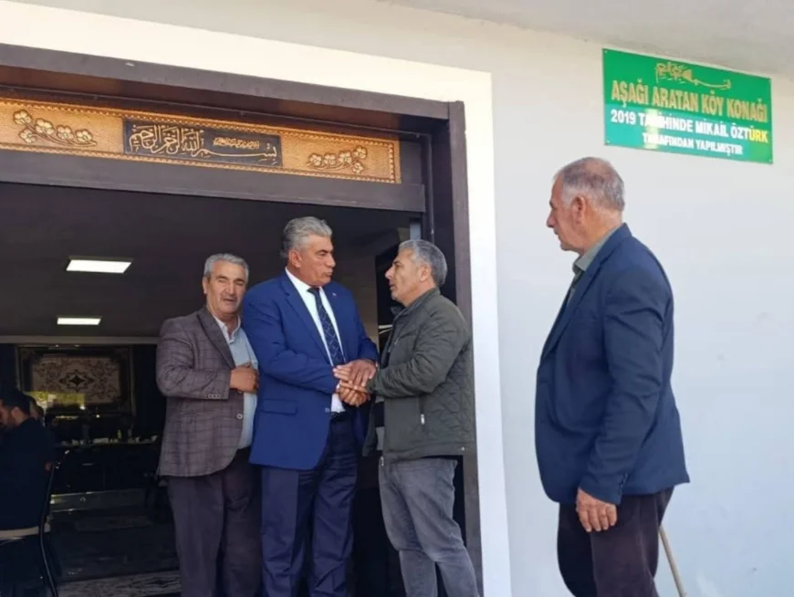 AK Parti Aralık İlçe Başkanı Paşa Şeyran, Emine Özel’in Taziyesine Katıldı