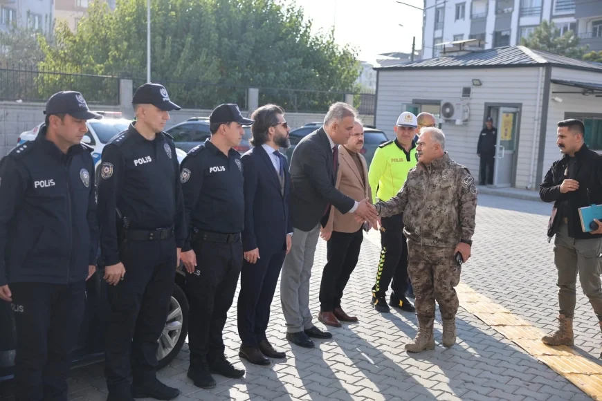 Emniyet Müdürümüz Sayın Niyazi Turgay başkanlığında, İl Emniyet Müdür Yardımcılarımız ve Birim Amirlerinin katılımlarıyla ilimizdeki mevcut huzur ve güven ortamının sürdürülebilmesi