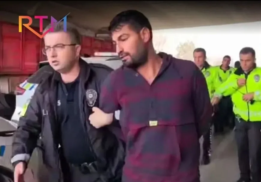 Tartıştığı Kişiyi Tüfekle Öldürüp, Polislere Ateş Açtı Kaçamadın Kıskıvrak Yakalandı...