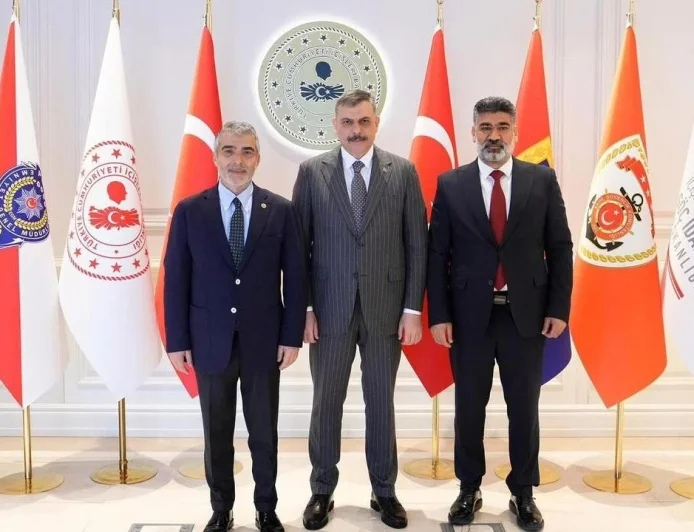 Alagöz ve Ayaz’dan Bakan Çiftçi’ye Hayırlı Olsun Ziyareti
