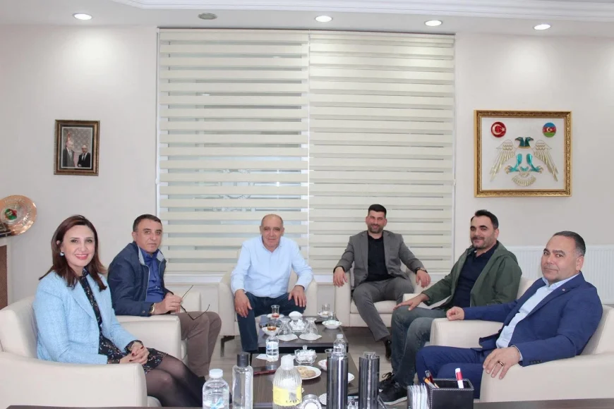 Iğdır İş Dünyasında Önemli Buluşma: Mehmet Emin Balbaros’tan Başkan Kamil Arslan’a Ziyaret