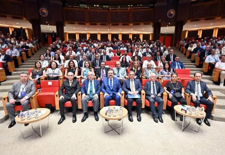 IĞDIR TİCARET VE SANAYİ ODASI TOBB GENEL SEKRETERLER BİLGİLENDİRME SEMİNERİ’NE KATILDI.